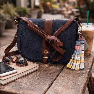 👜 Liz Claiborne Denim Crossbody Bag - NWT – Stylish Everyday Messenger